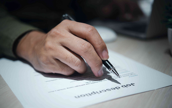 Cara Menyusun Job Description Efektif Sesuai ISO 45001 untuk Meningkatkan Produktivitas & Keselamatan Kerja